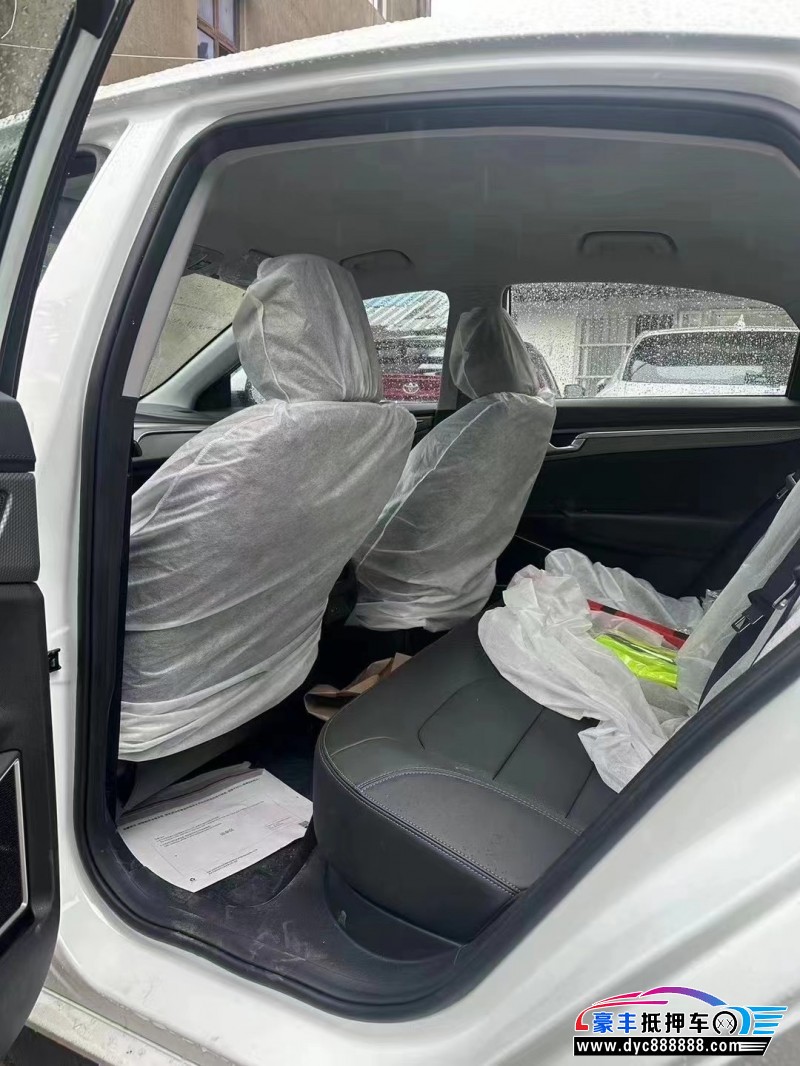 24年吉利帝豪EV轿车抵押车出售