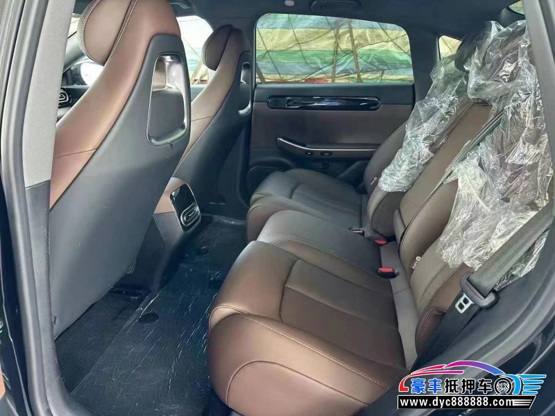 24年零跑c01轿车抵押车出售