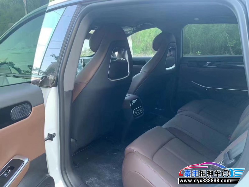 24年零跑c01轿车抵押车出售