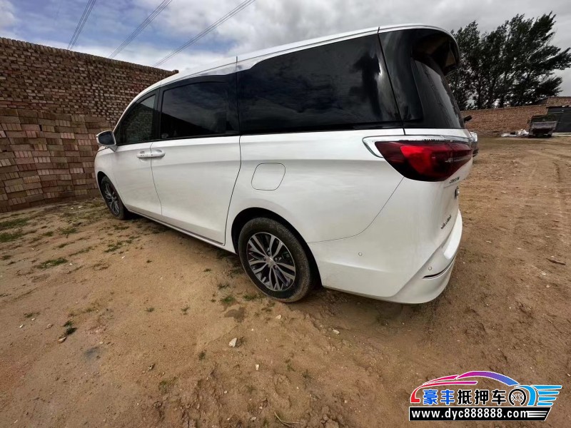 23年别克GL8轿车抵押车出售