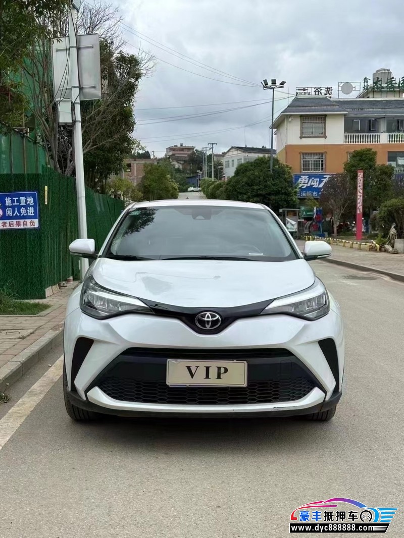 22年丰田C-HR轿车抵押车出售