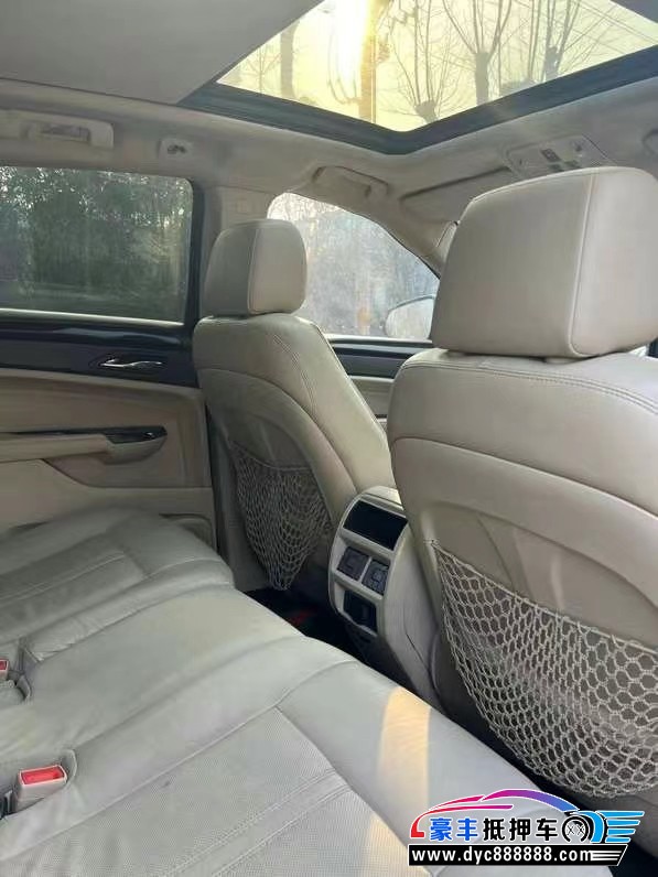 12年凯迪拉克SRX轿车抵押车出售