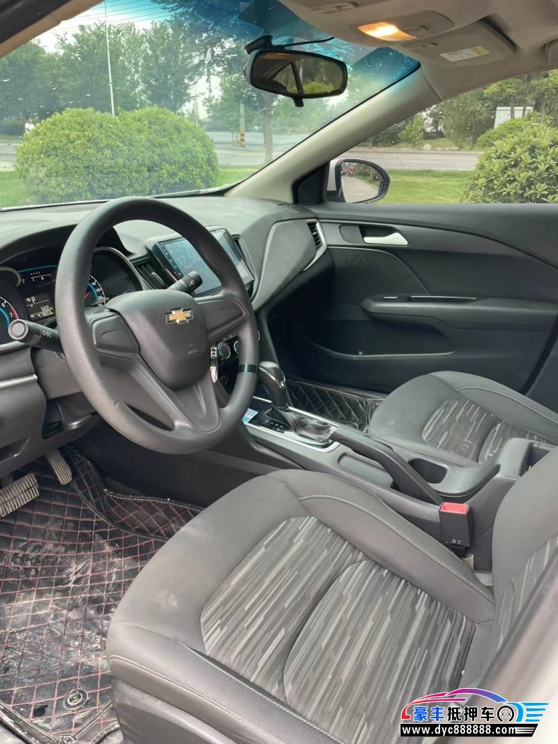 18年雪佛兰科沃兹轿车抵押车出售