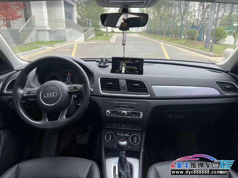 18年奥迪Q3轿车抵押车出售