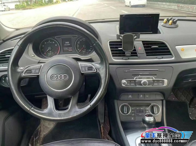 17年奥迪Q3轿车抵押车出售