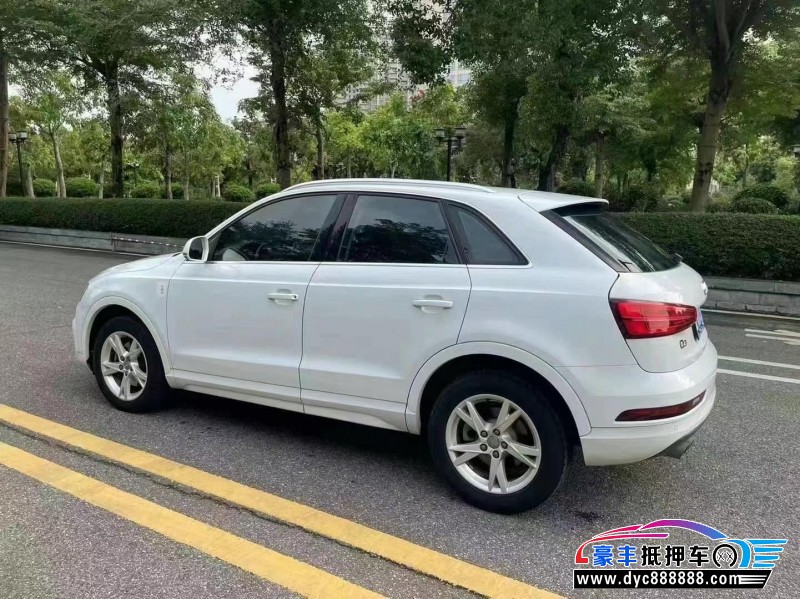 17年奥迪Q3轿车抵押车出售