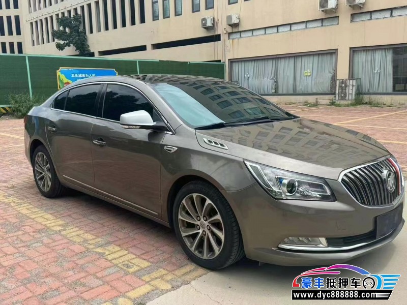 15年别克君越轿车抵押车出售