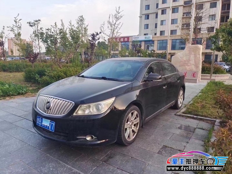 10年别克君越轿车抵押车出售