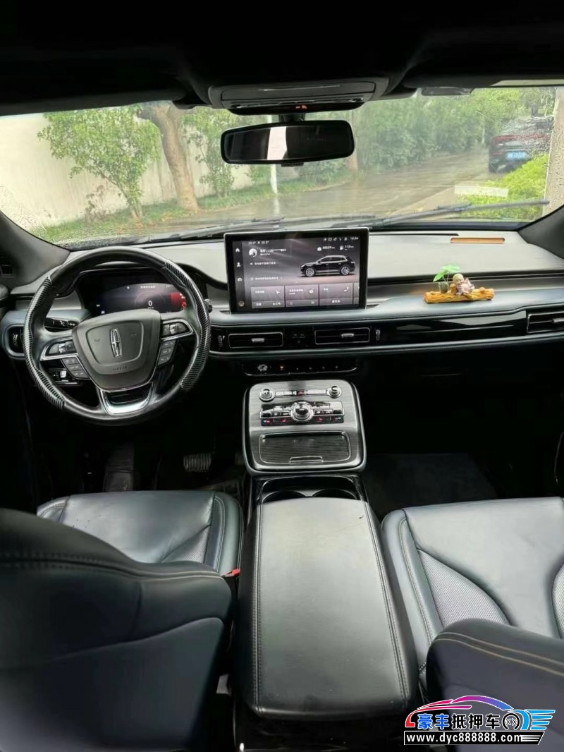 21年林肯航海家轿车抵押车出售