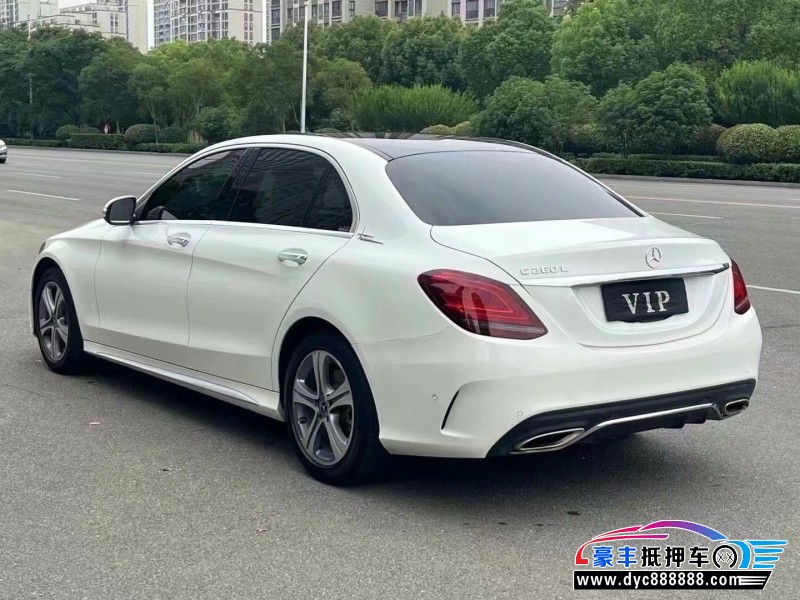 20年奔驰C轿车抵押车出售