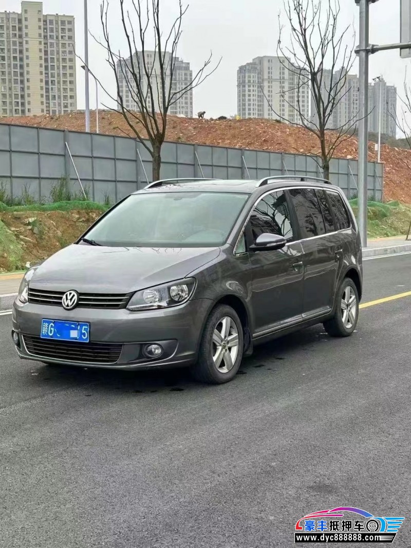 15年大众途安轿车抵押车出售