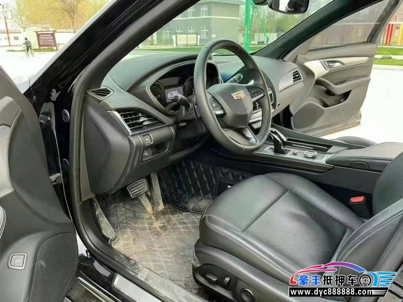 21年凯迪拉克CT5轿车抵押车出售