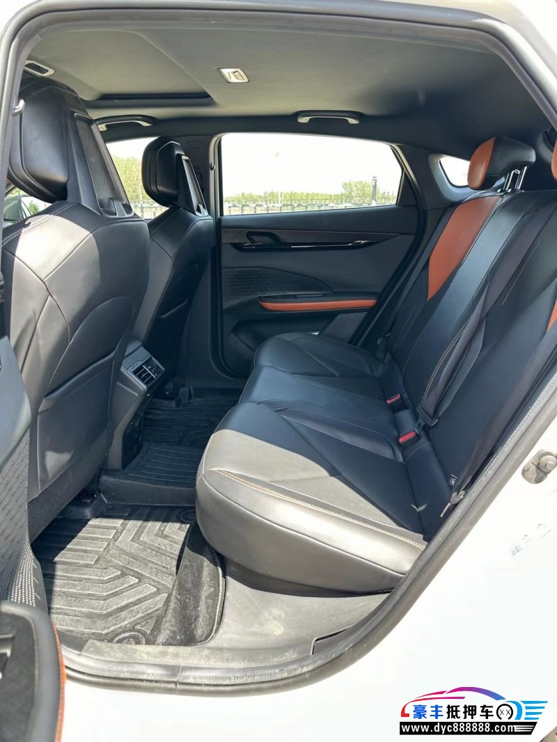 23年长安长安UNI轿车抵押车出售