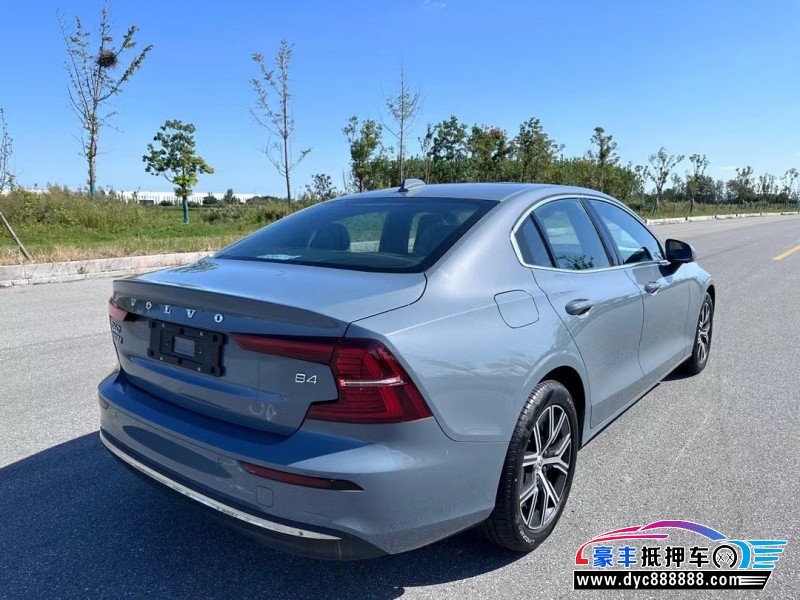 23年沃尔沃S60轿车抵押车出售