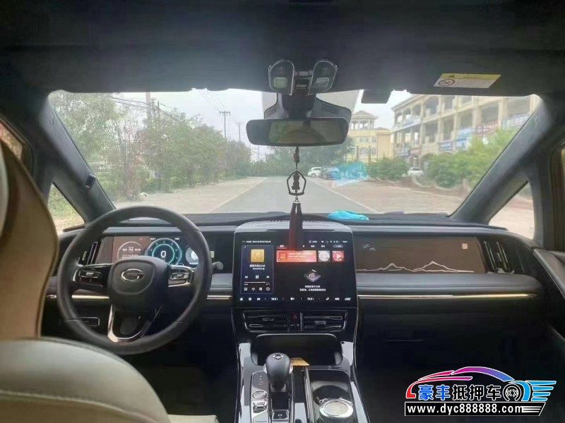 23年传祺M8轿车抵押车出售