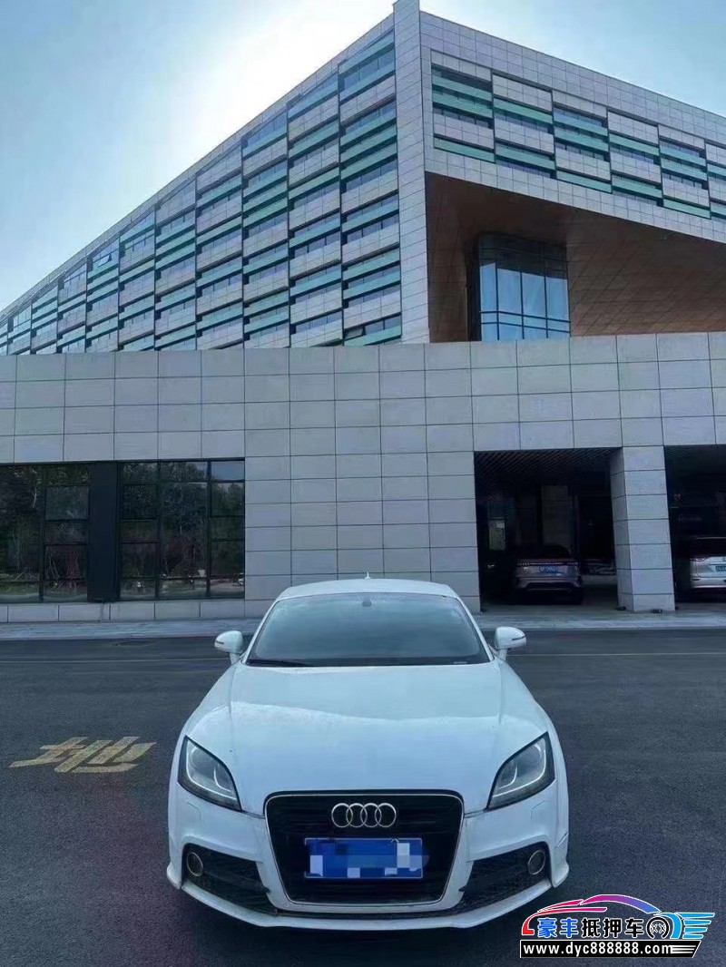 13年奥迪TT轿车抵押车出售