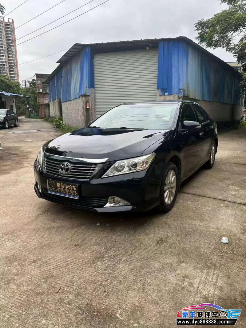 12年丰田凯美瑞轿车抵押车出售