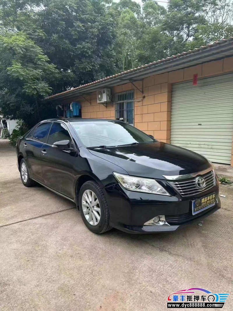 12年丰田凯美瑞轿车抵押车出售