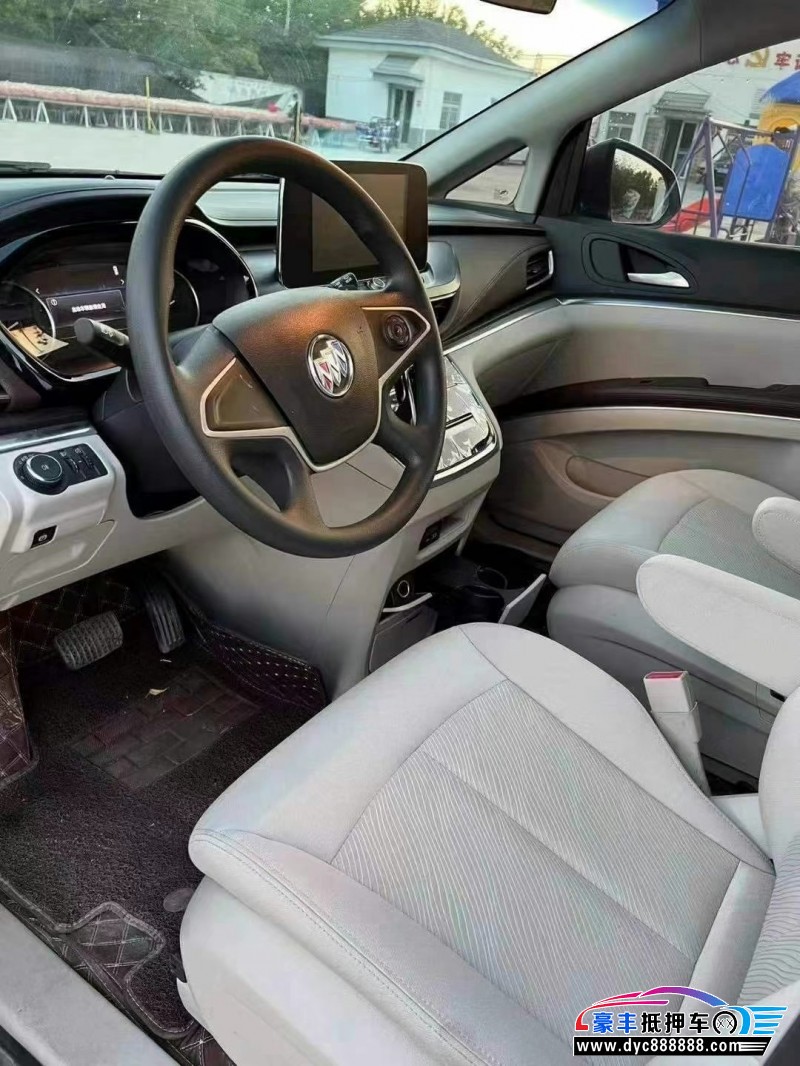 21年别克GL8MPV抵押车出售