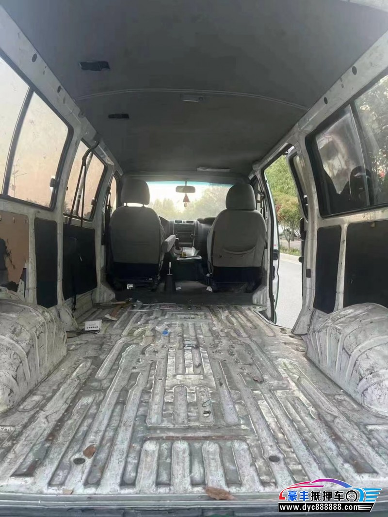 21年金杯阁瑞斯轿车抵押车出售