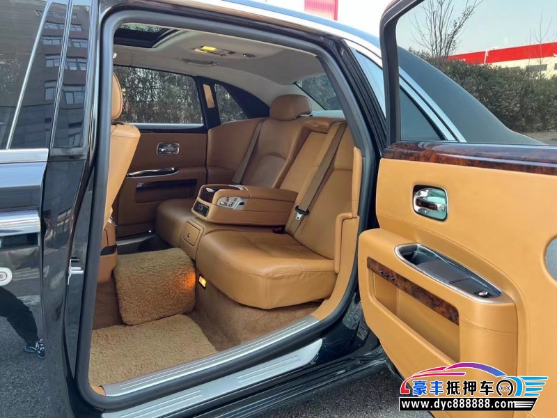 14年劳斯莱斯古思特轿车抵押车出售