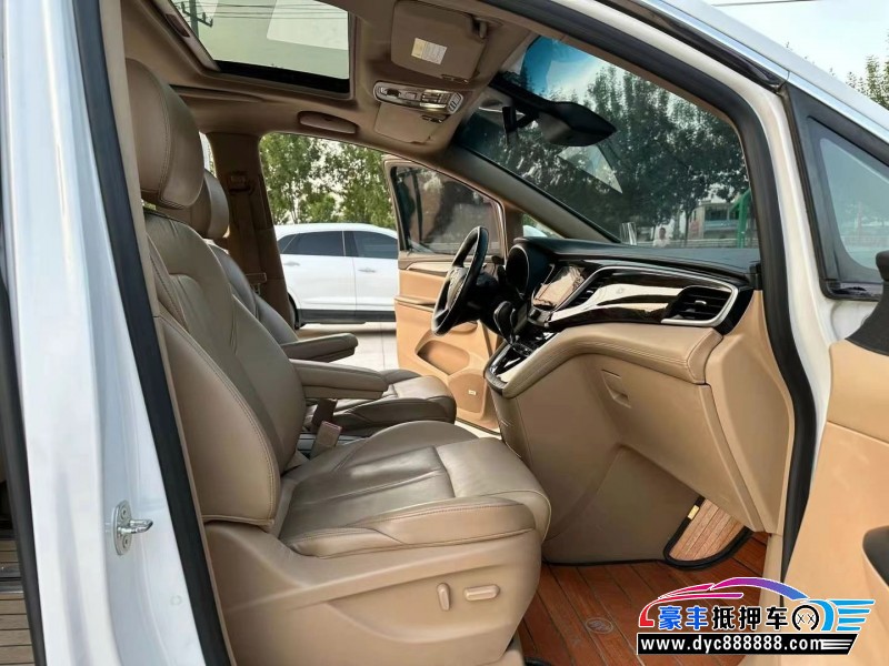 17年别克GL8MPV抵押车出售