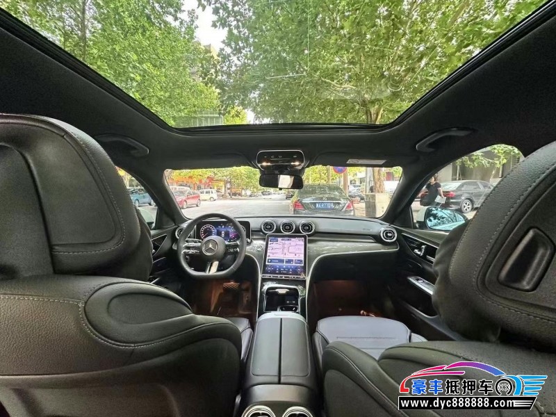 24年奔驰C轿车抵押车出售