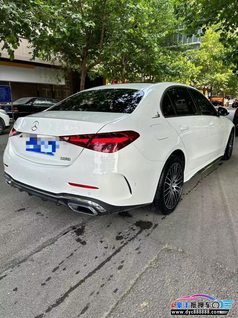 24年奔驰C轿车抵押车出售