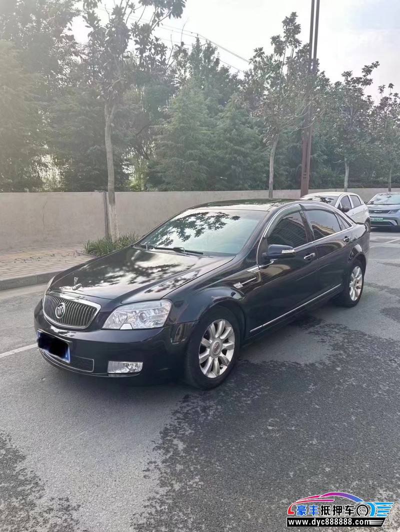 10年别克林荫大道轿车抵押车出售