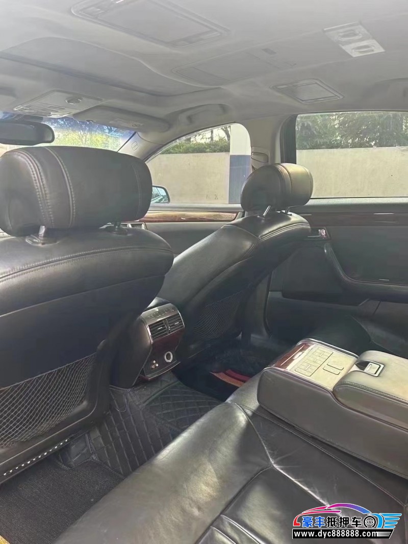 10年别克林荫大道轿车抵押车出售