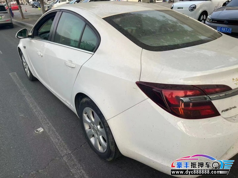 16年别克君威轿车抵押车出售