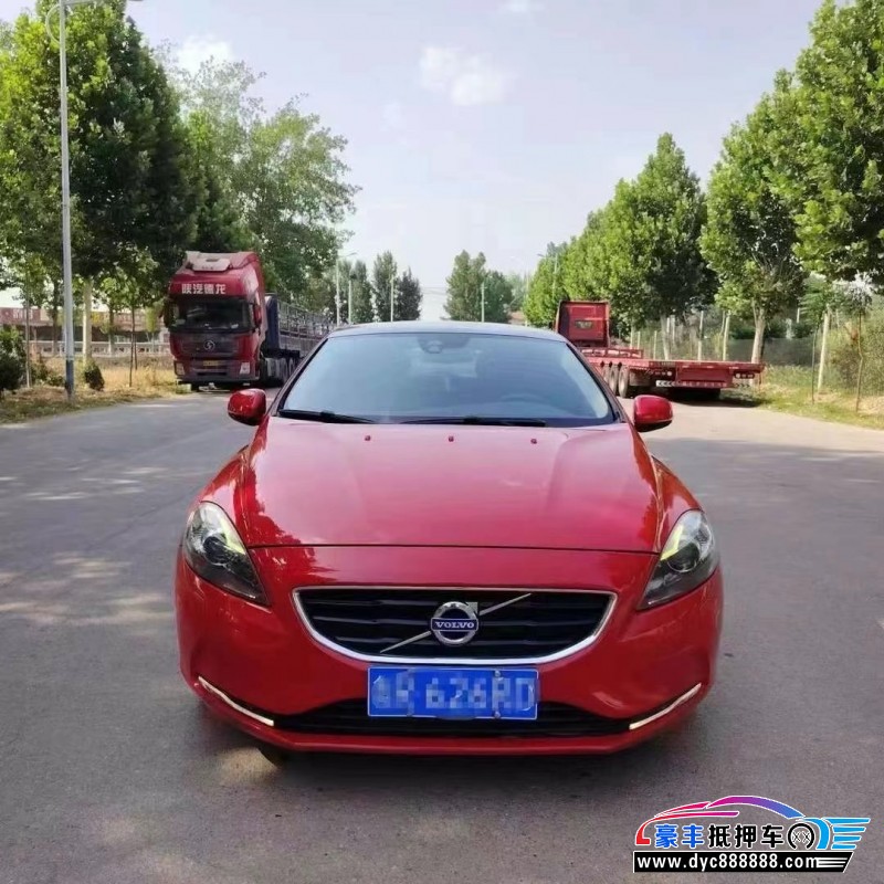 14年沃尔沃V60轿车抵押车出售