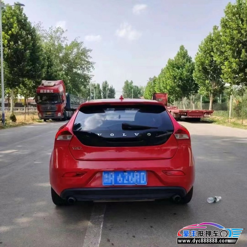 14年沃尔沃V60轿车抵押车出售