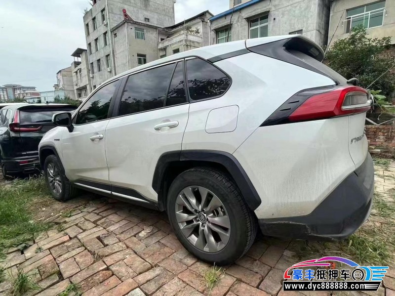 21年丰田威兰达轿车抵押车出售