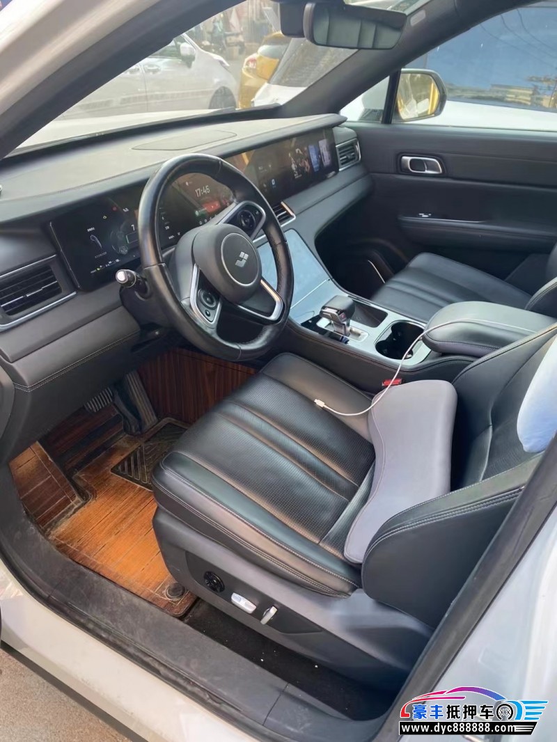 20年理想ONE轿车抵押车出售