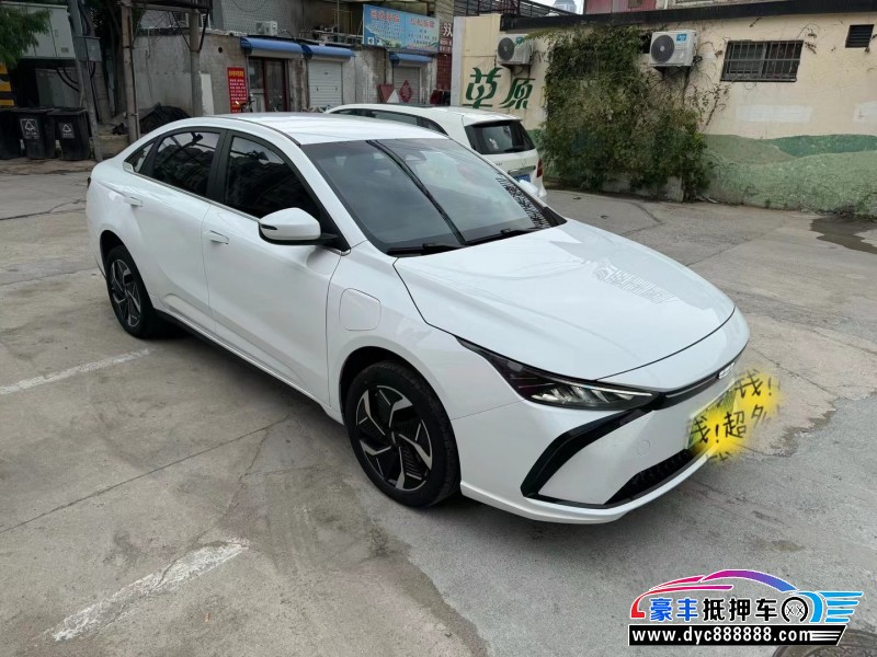 24年吉利几何轿车抵押车出售