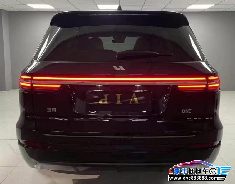 21年理想ONE轿车抵押车出售
