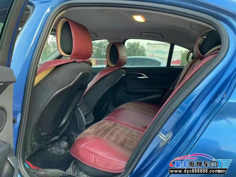 18年宝马1系轿车抵押车出售