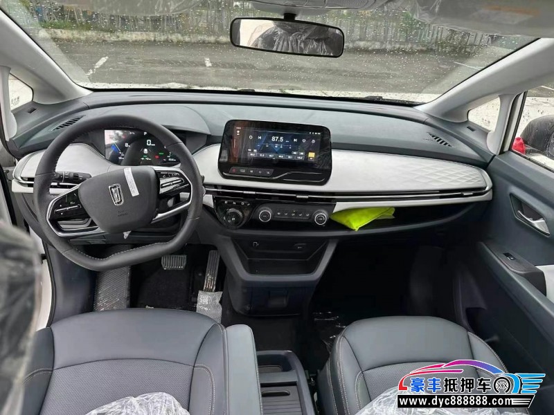 24年奔腾奔腾NAT轿车抵押车出售