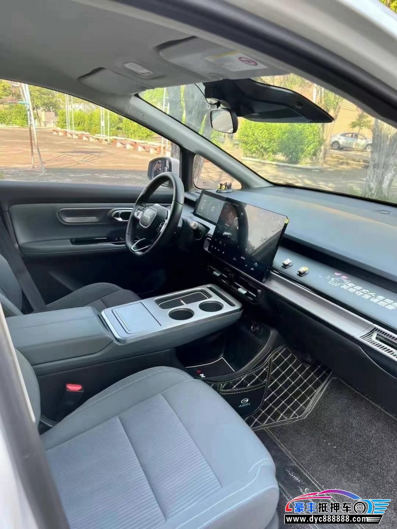 23年埃安Y70轿车抵押车出售