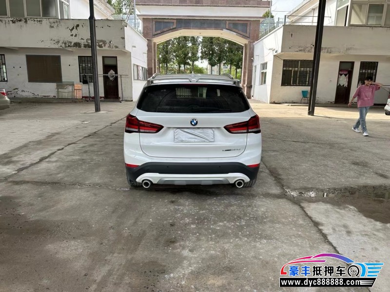 22年宝马X1轿车抵押车出售