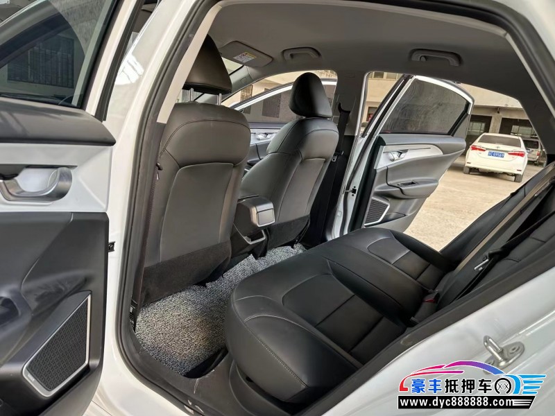 23年吉利几何轿车抵押车出售