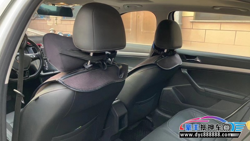 18年大众朗行轿车抵押车出售