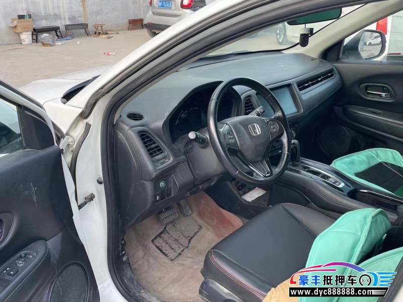 18年本田缤智轿车抵押车出售
