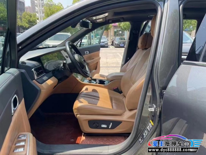 21年理想ONE轿车抵押车出售