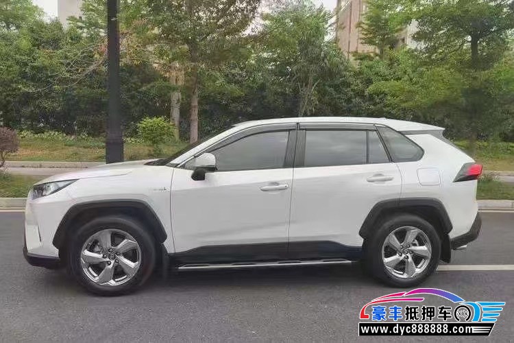 22年丰田RAV4轿车抵押车出售