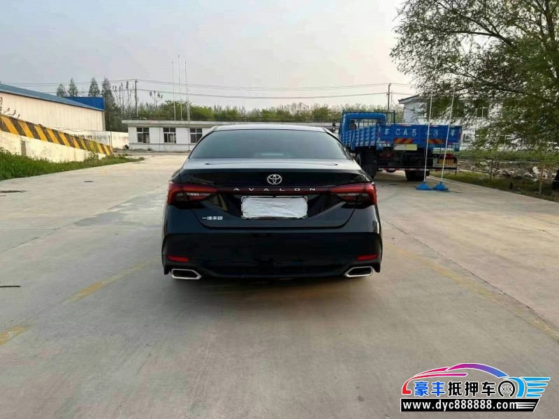 22年丰田亚洲龙轿车抵押车出售