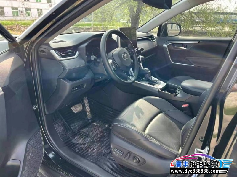 20年丰田威兰达SUV抵押车出售