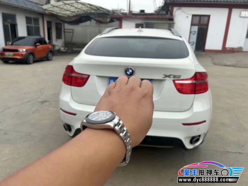 12年宝马X6轿车抵押车出售