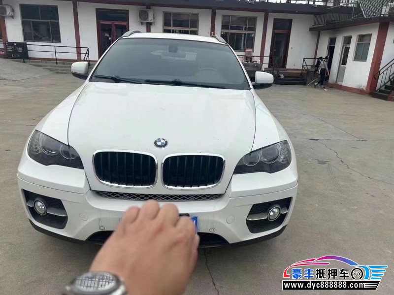 12年宝马X6轿车抵押车出售